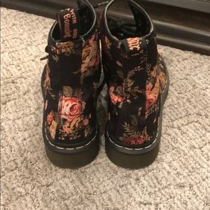 Dr. Martens Shoes - Dr.Martens Floral Boots Dr. Martens Shoes - Dr.Martens Floral Boots